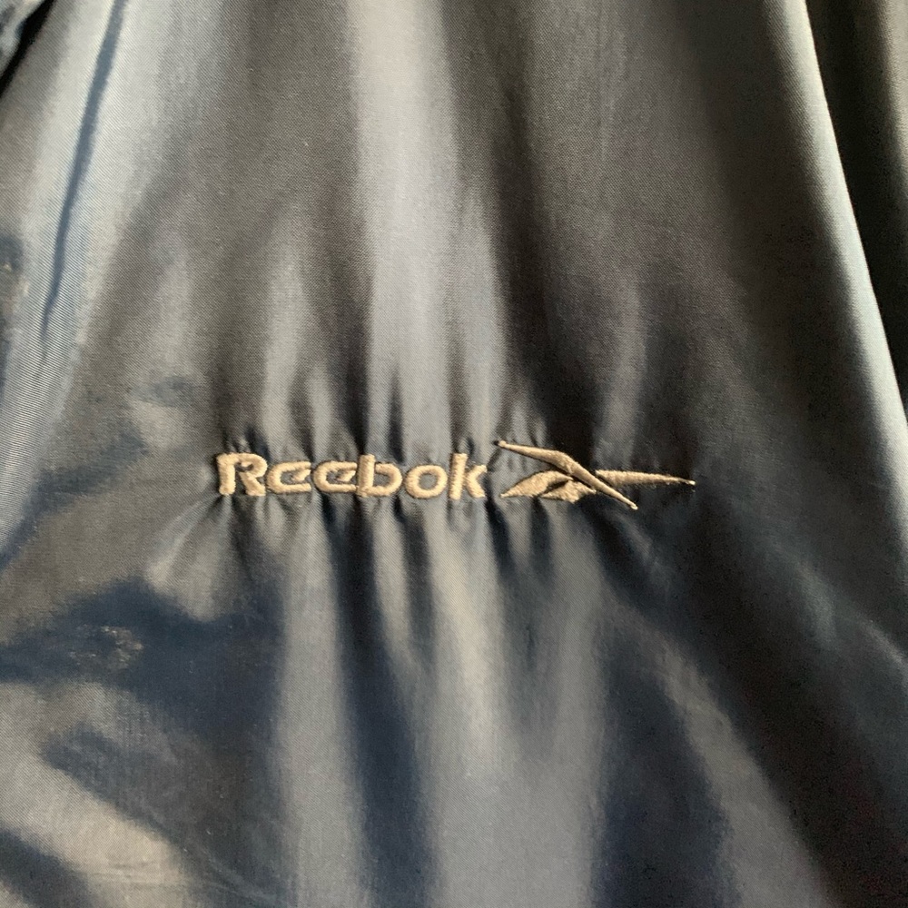 Reversible Reebok Vest - Picture 2 of 9
